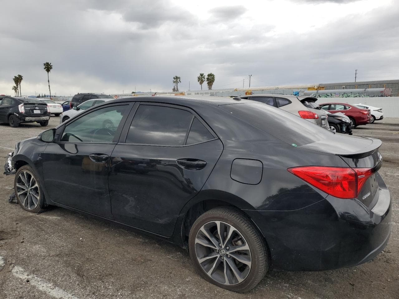 2019 Toyota Corolla L - foto 2