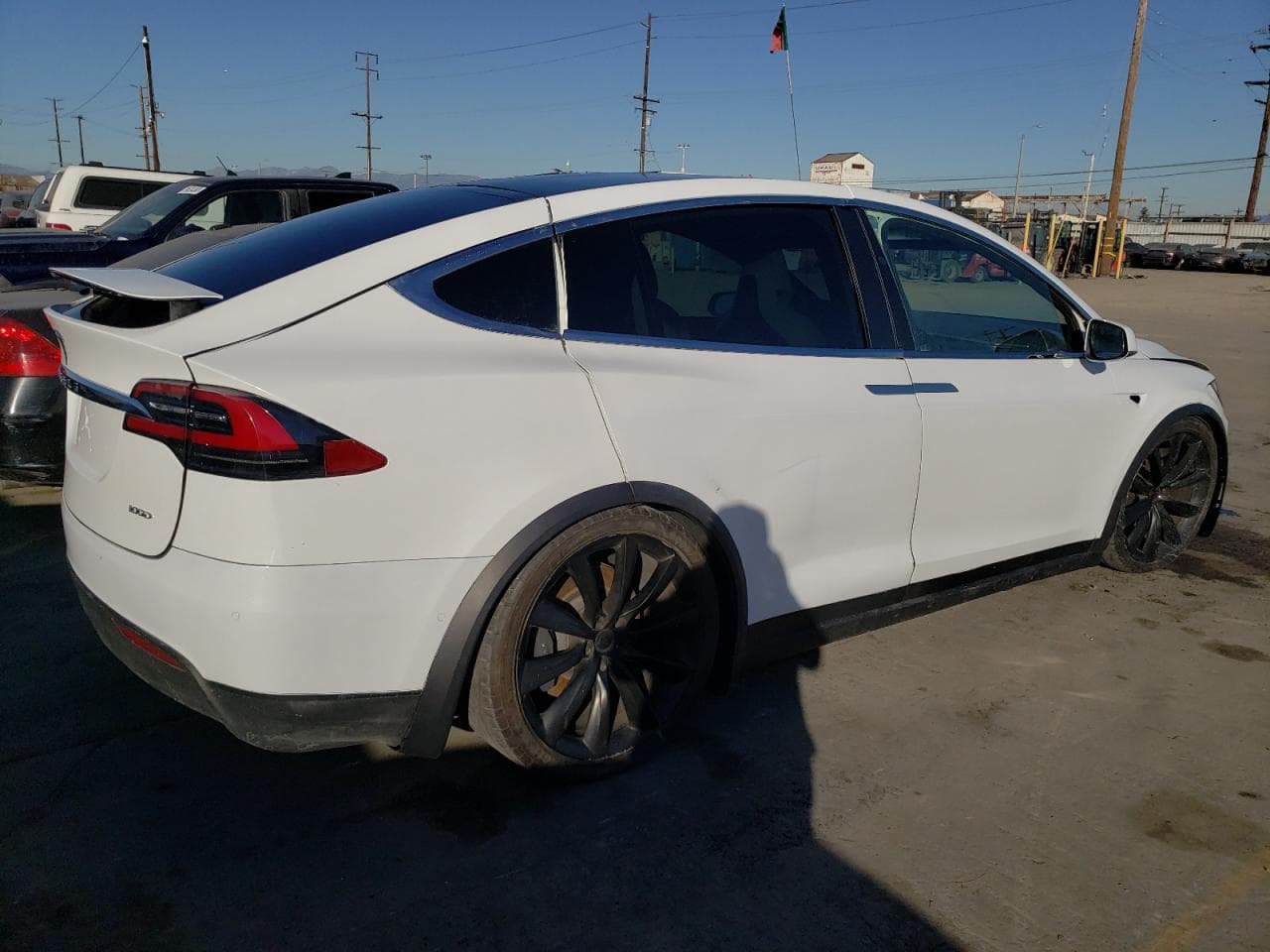 2017 Tesla Model X 100D/75D/90D - foto 3