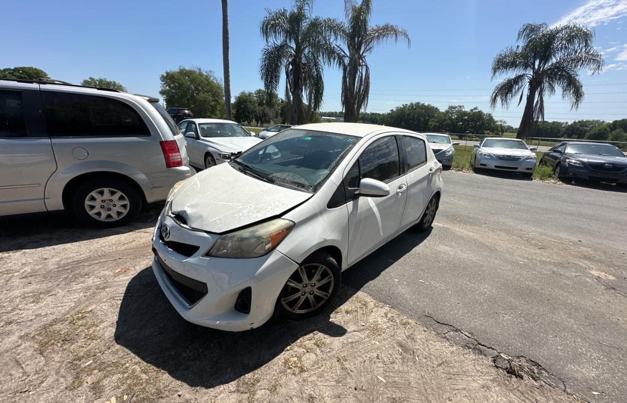 2012 Toyota Yaris - foto 2