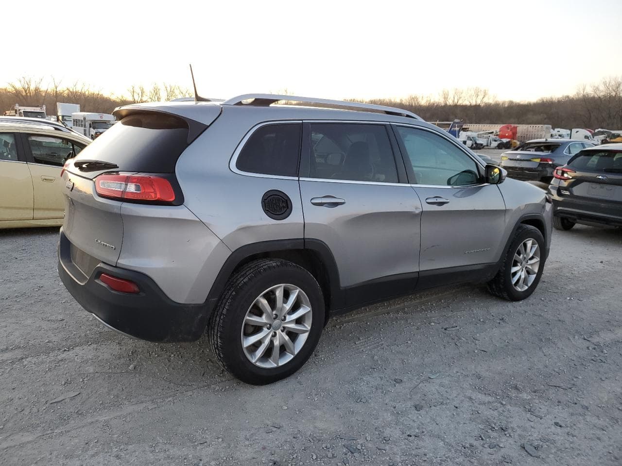 2016 Jeep Cherokee Limited - foto 3