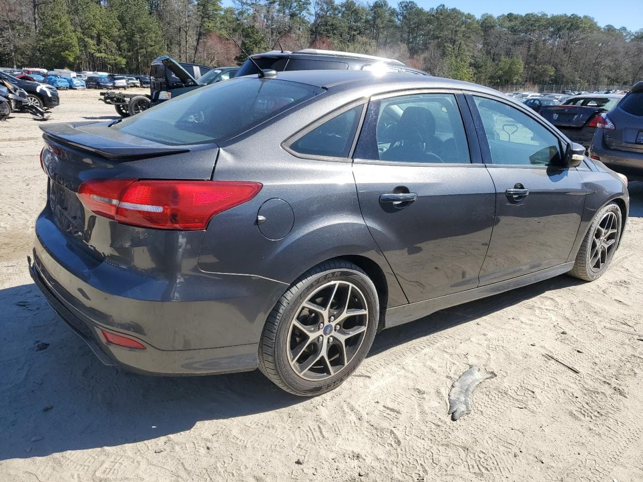 2015 Ford Focus Se - foto 3