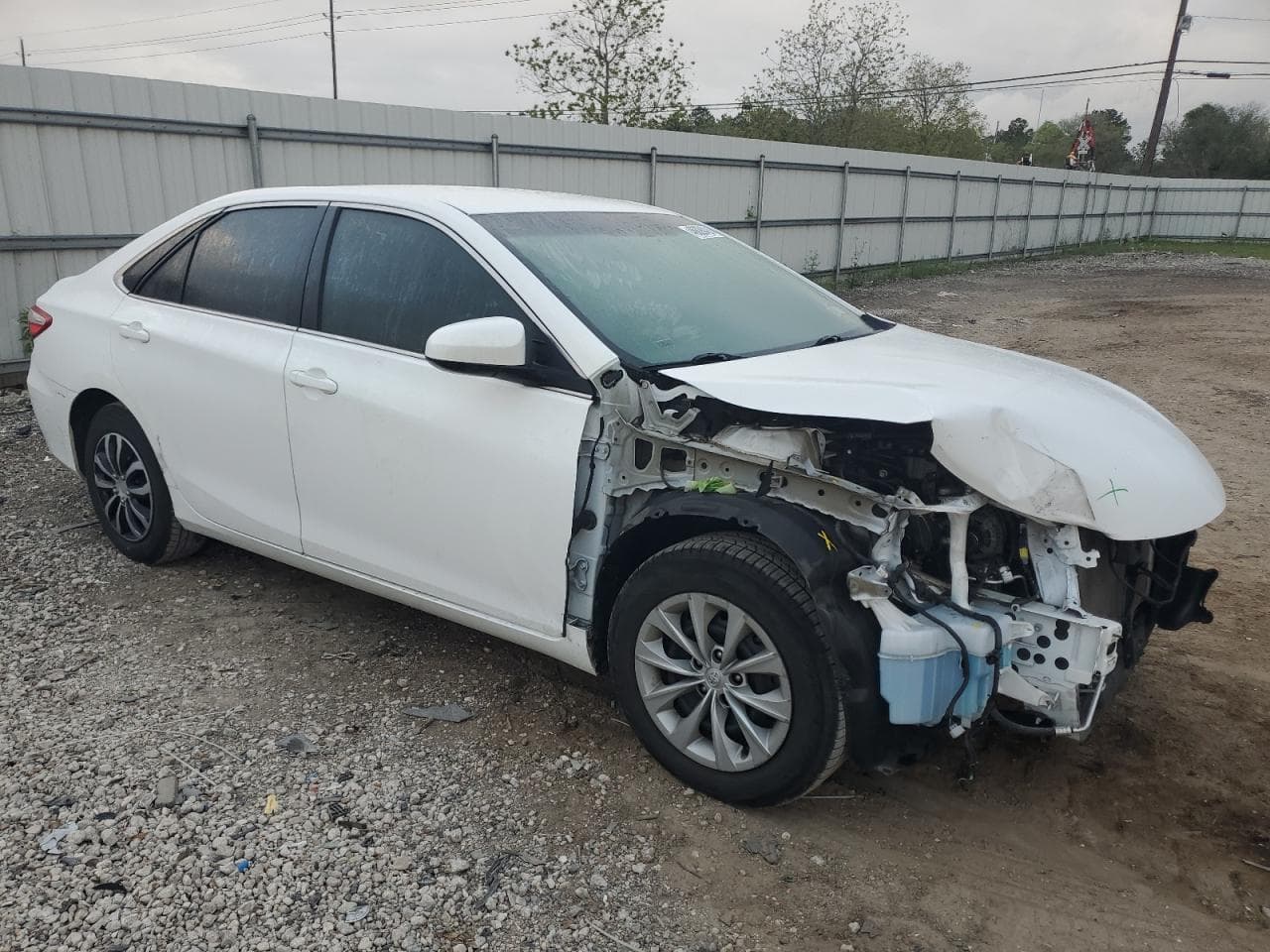 2017 Toyota Camry Le - foto 4