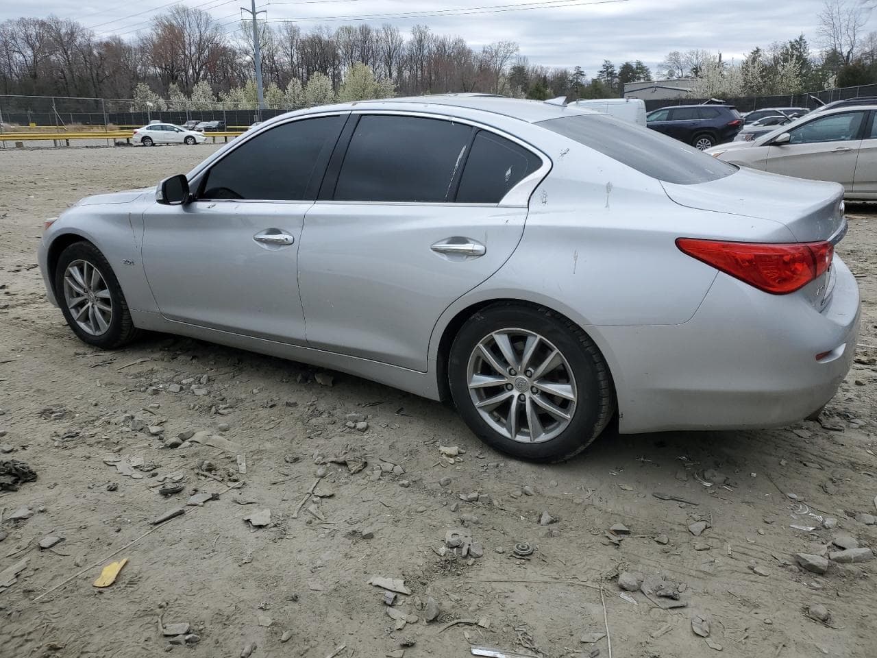 2016 Infiniti Q50 2.0T Base - foto 2