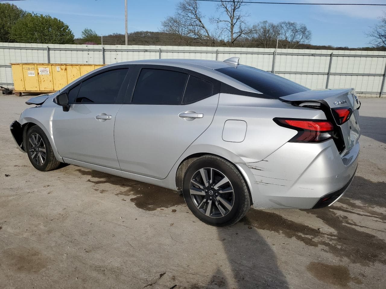 2021 Nissan Versa Sv - foto 2