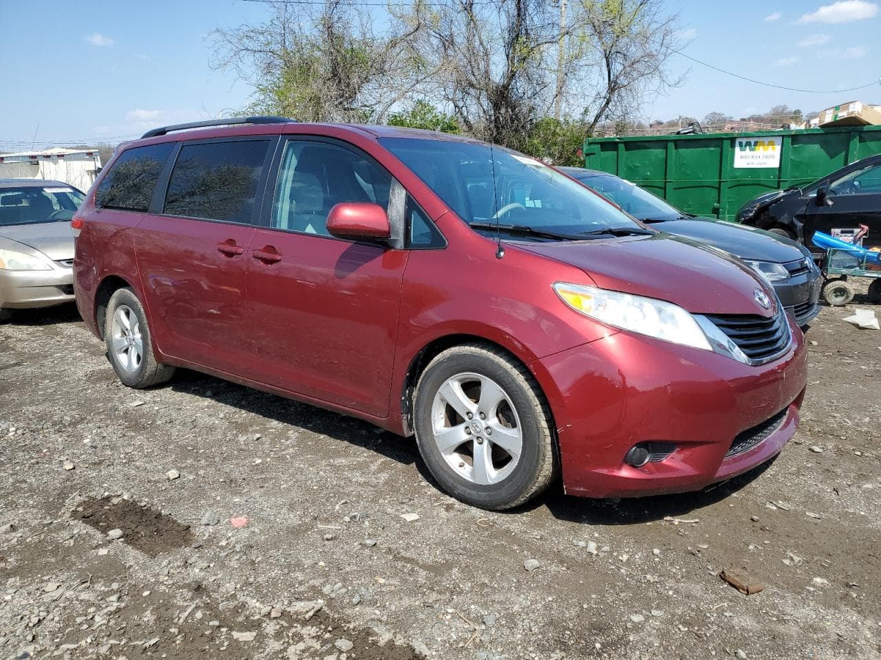 2013 Toyota Sienna Le - foto 4