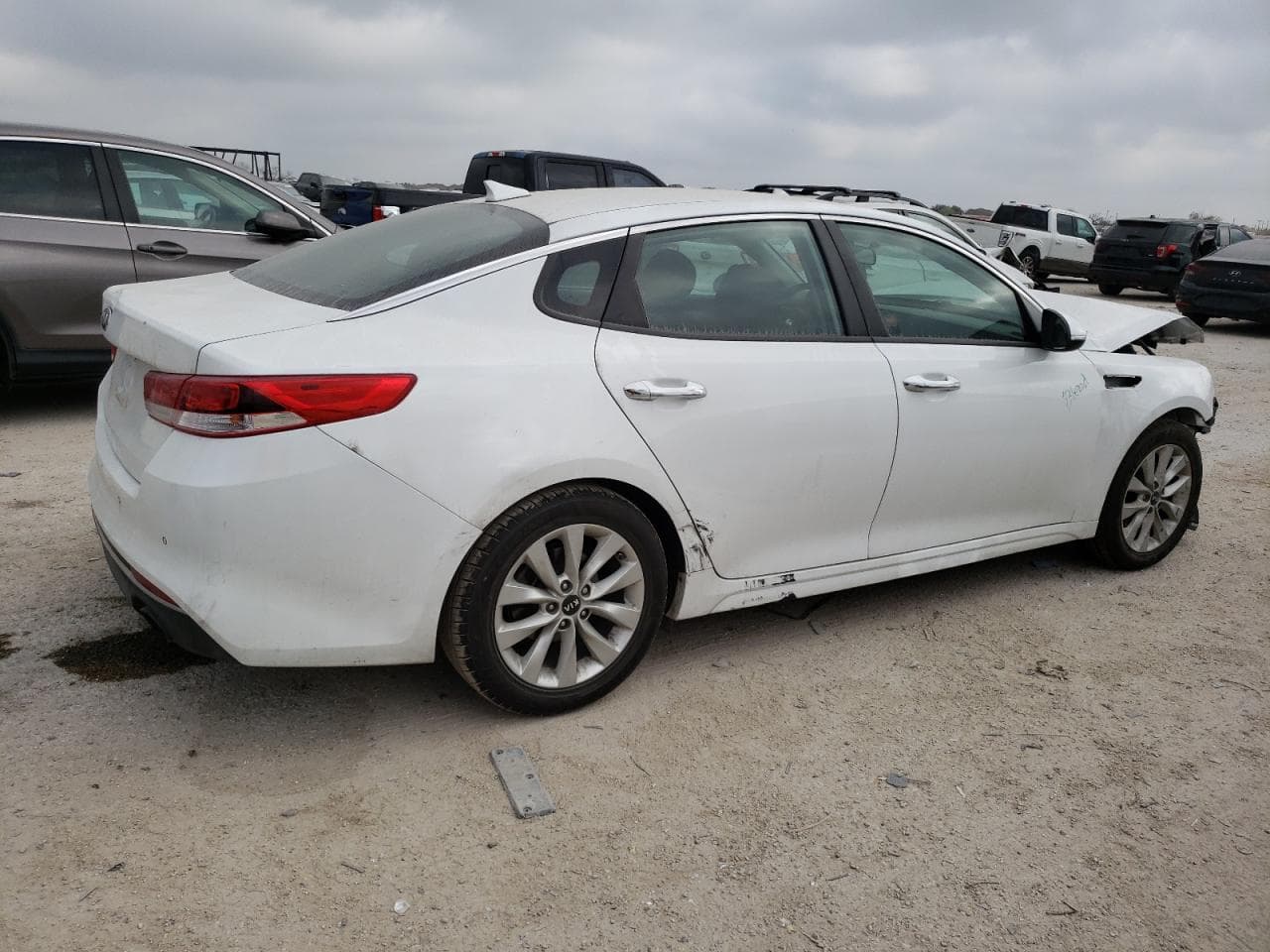 2018 Kia Optima Lx - foto 3