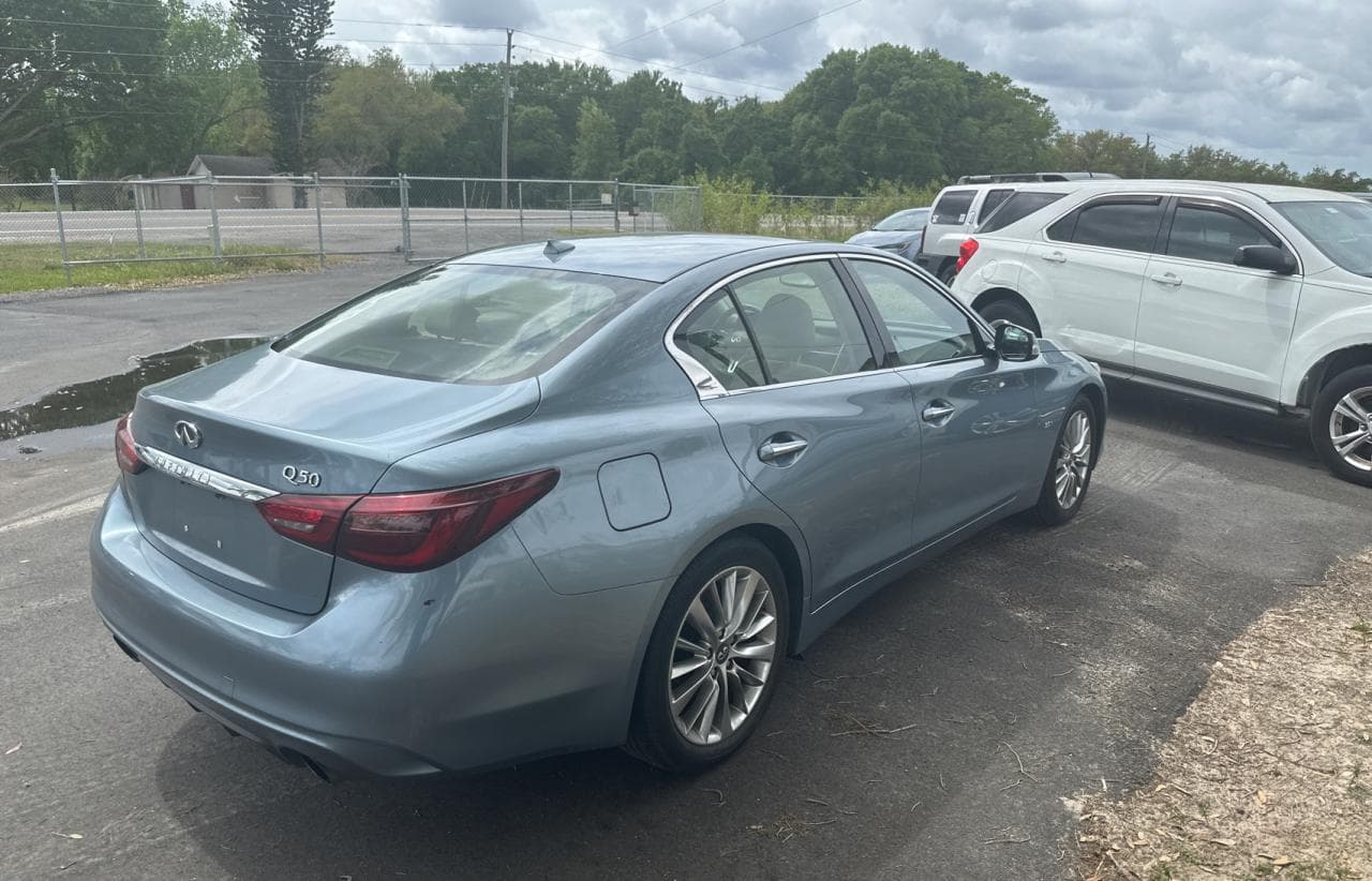 2019 Infiniti Q50 Luxe - foto 4