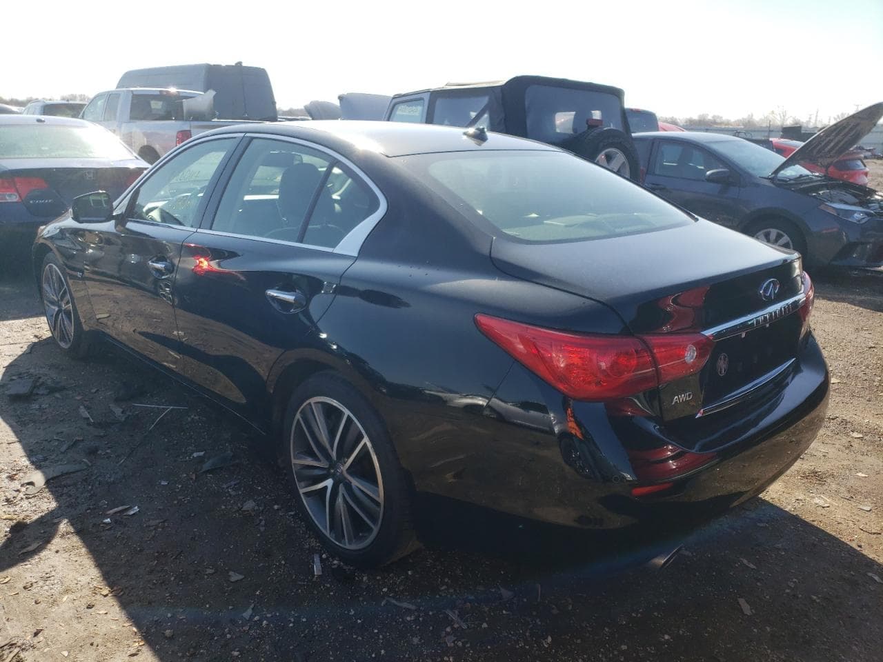 2015 Infiniti Q50 Sport - foto 2