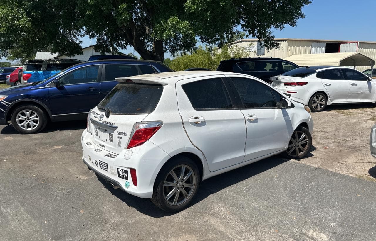 2012 Toyota Yaris - foto 4