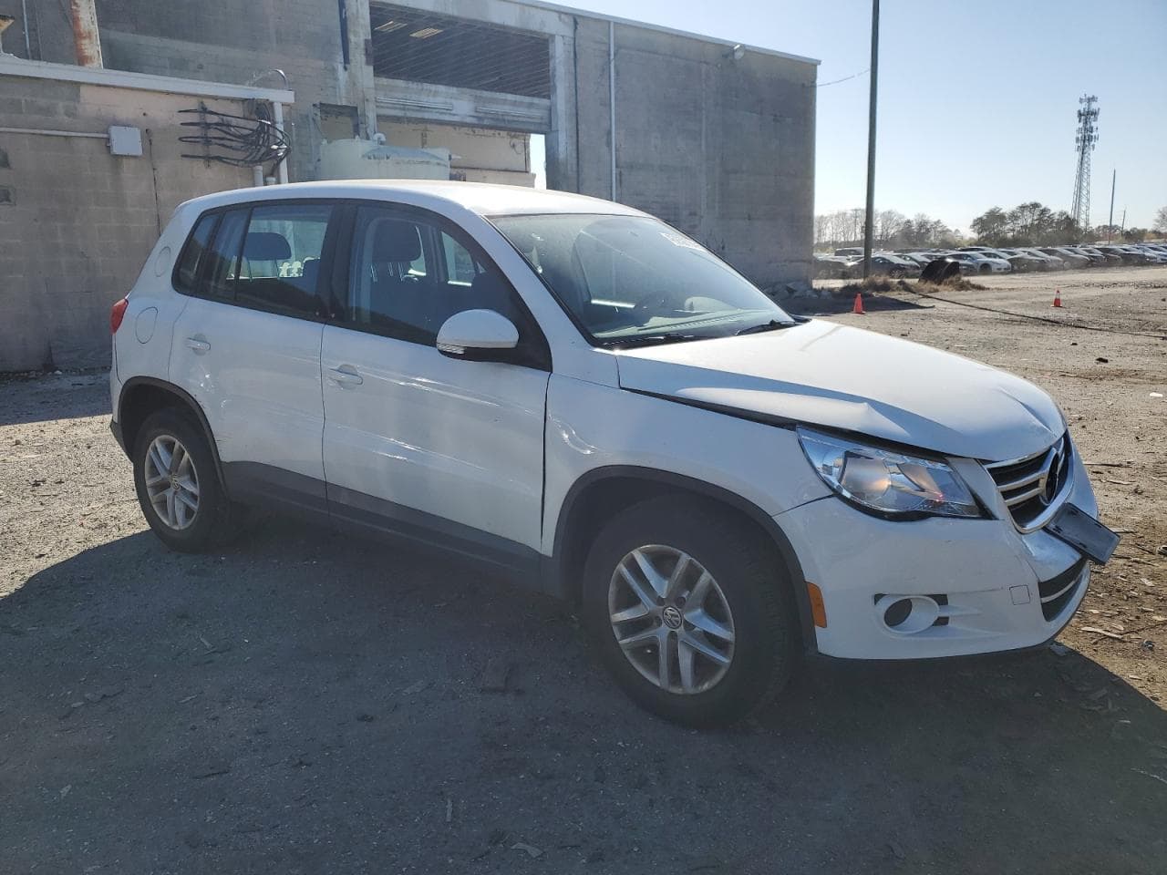 2011 Volkswagen Tiguan S - foto 4
