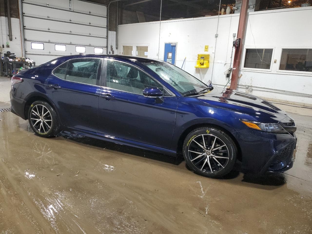 2022 Toyota Camry Se - foto 4