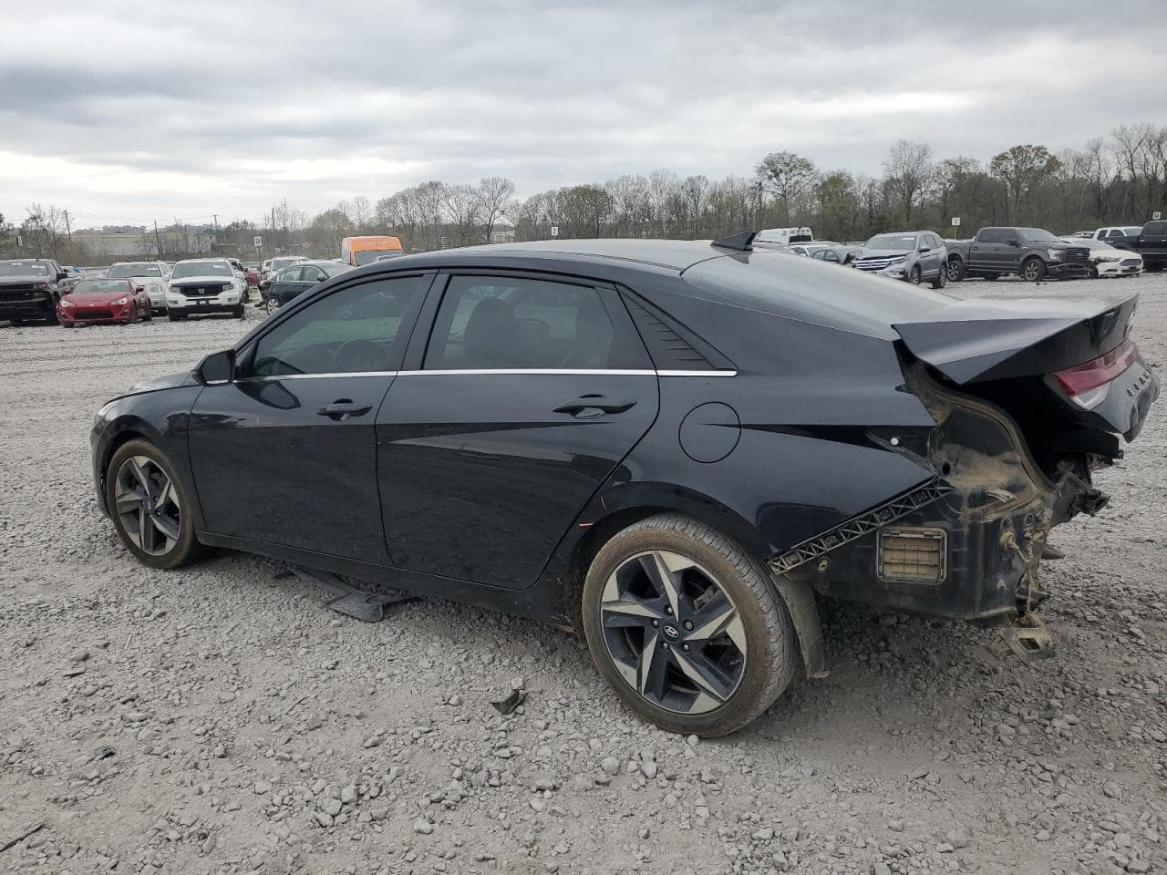 2021 Hyundai Elantra Limited - foto 2