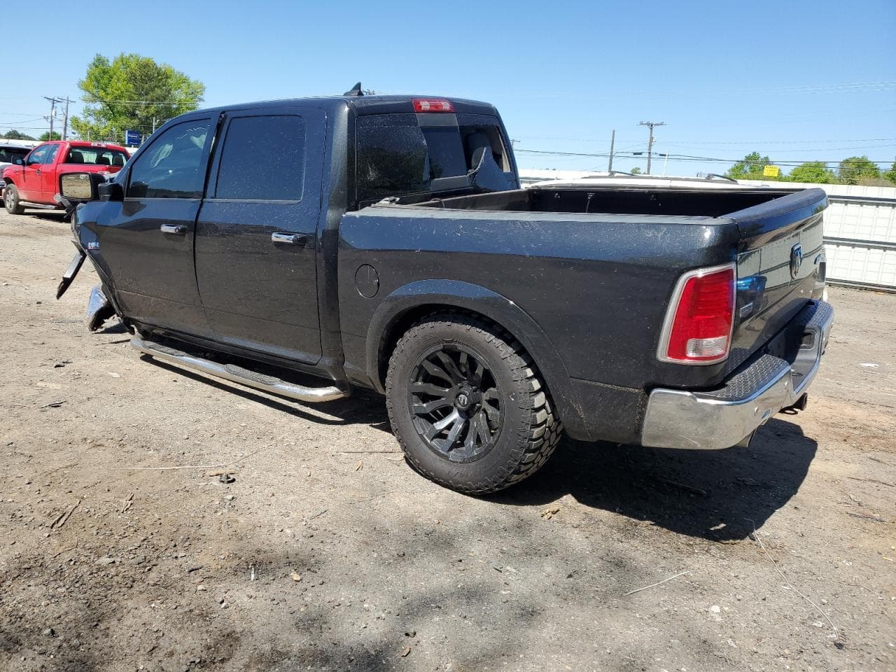 2017 Ram 1500 Laramie - foto 2