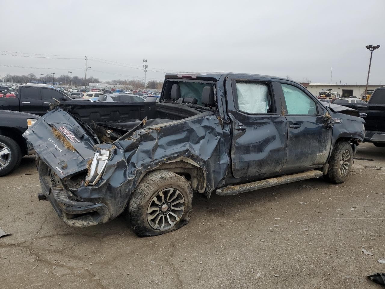 2021 GMC Sierra K1500 At4 - foto 3