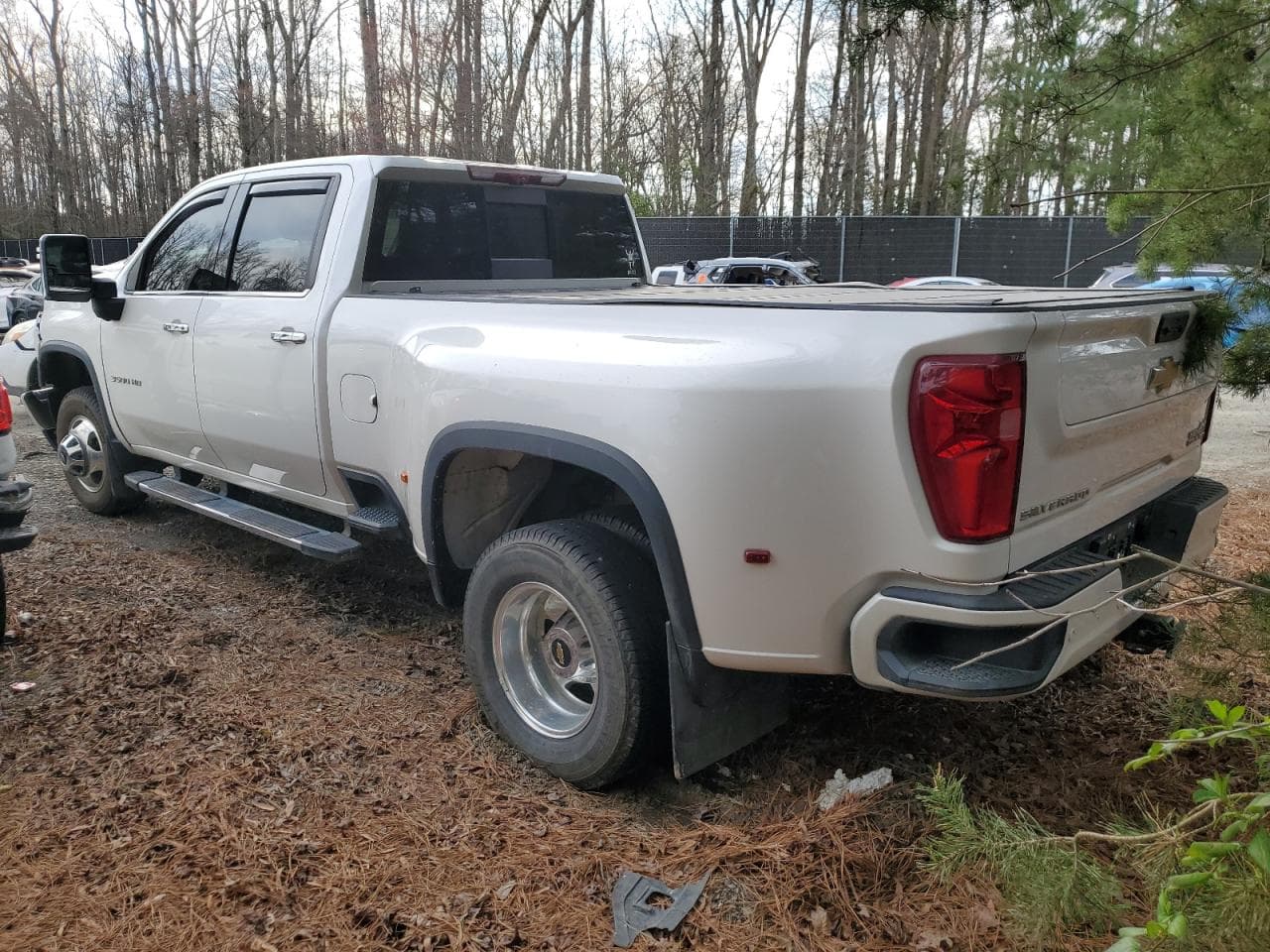 2022 Chevrolet Silverado K3500 High Country - foto 2