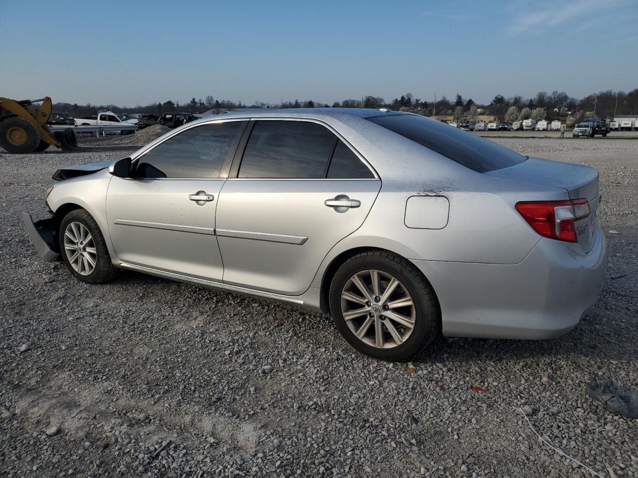 2012 Toyota Camry Se - foto 2