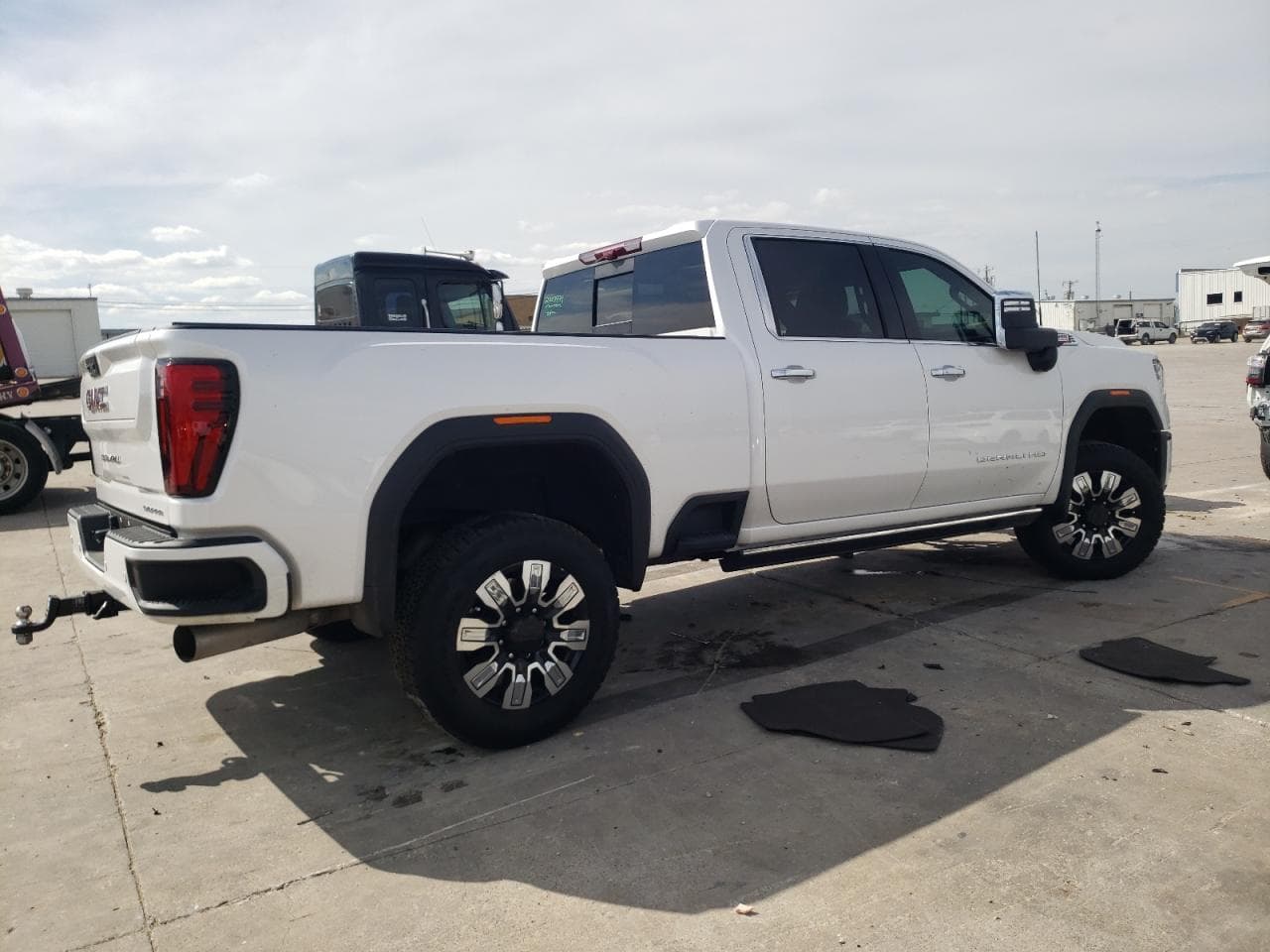 2024 GMC Sierra K2500 Denali - foto 3
