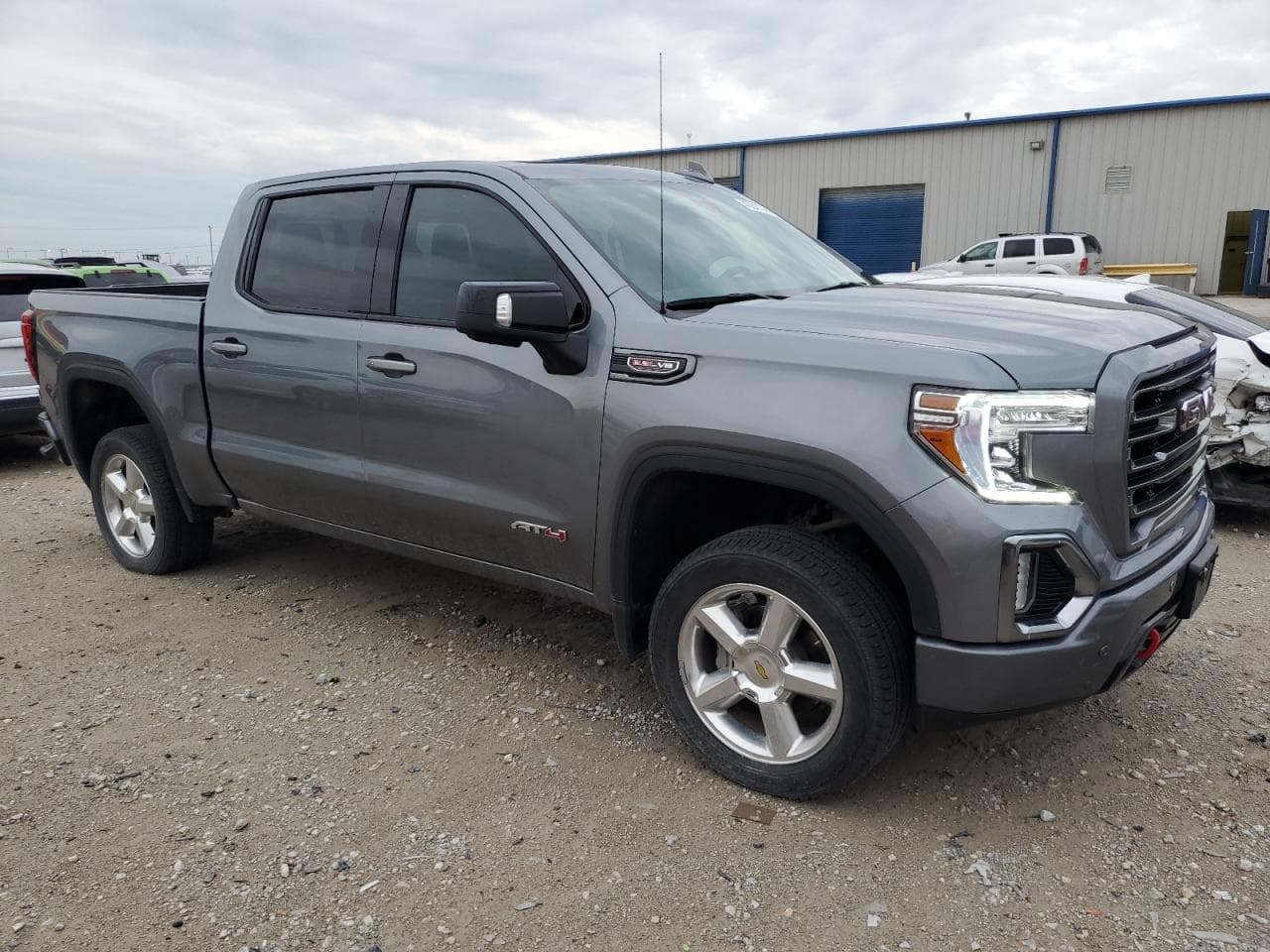 2021 GMC Sierra K1500 At4 - foto 4