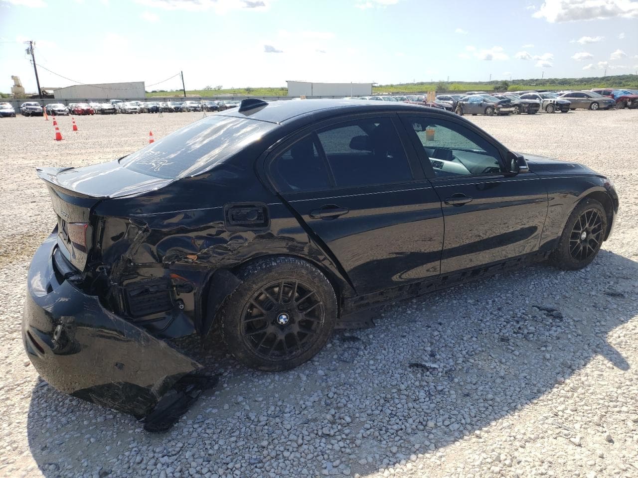 2017 BMW 320I - foto 3