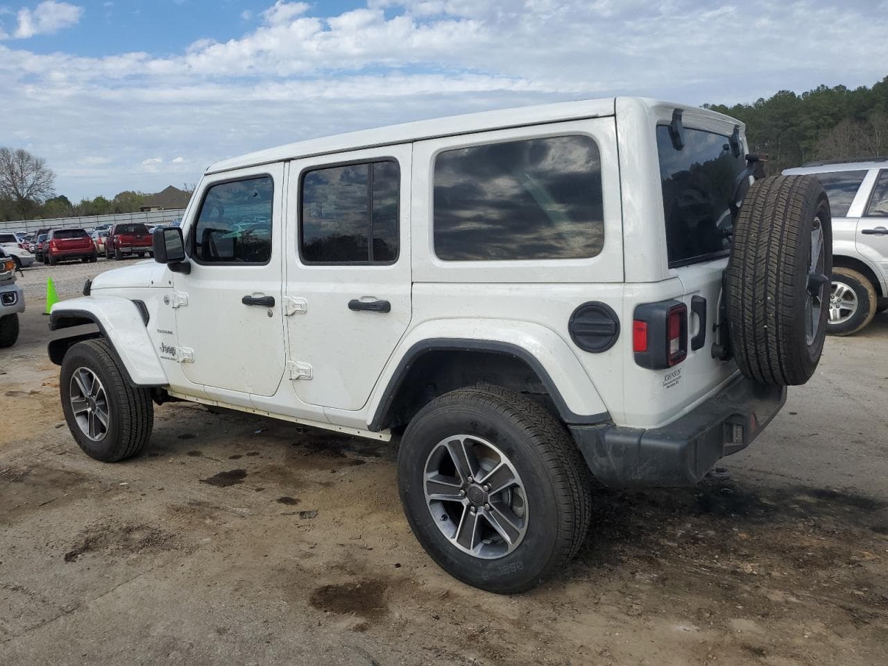 2023 Jeep Wrangler Sahara - foto 2