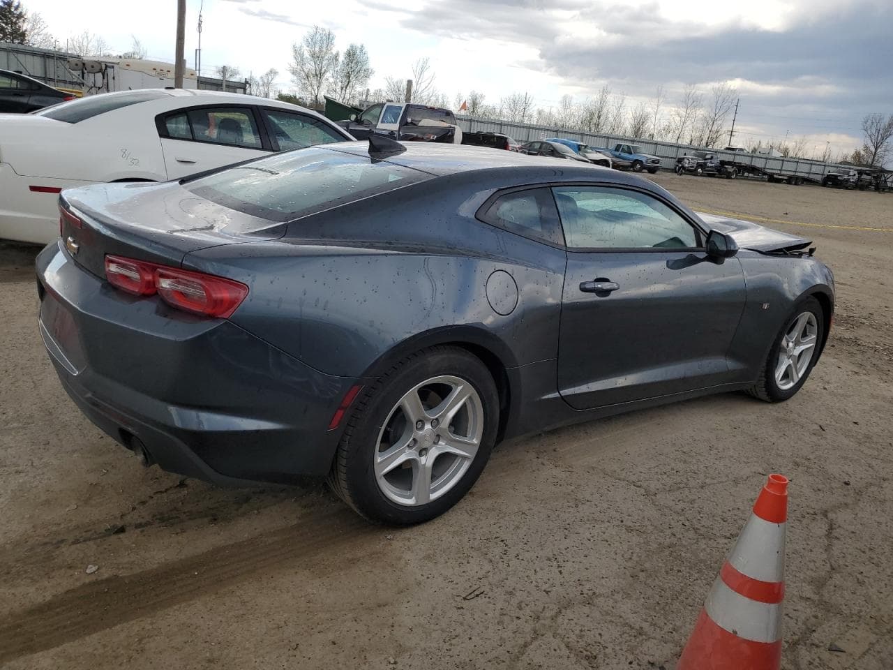 2023 Chevrolet Camaro Ls - foto 3