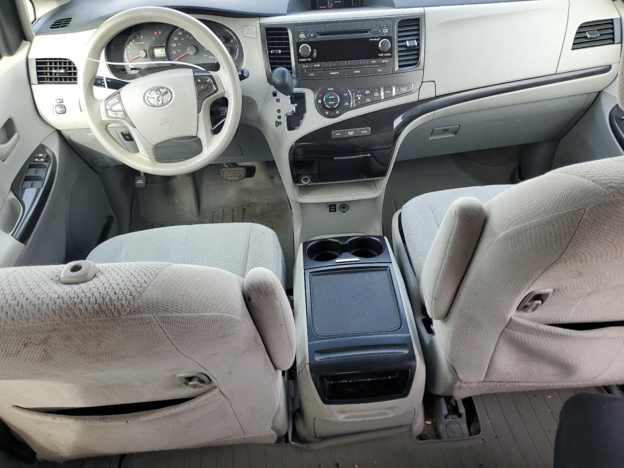 2013 Toyota Sienna Le