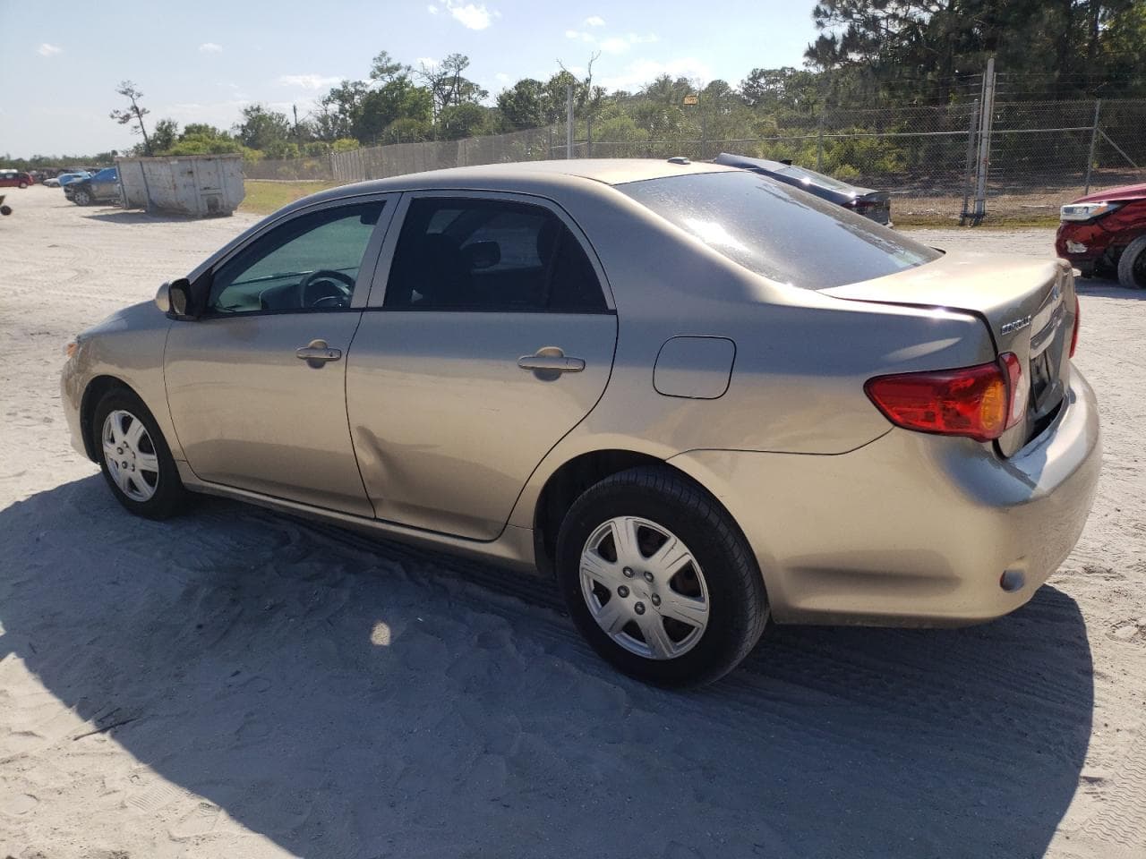 2009 Toyota Corolla Le - foto 2