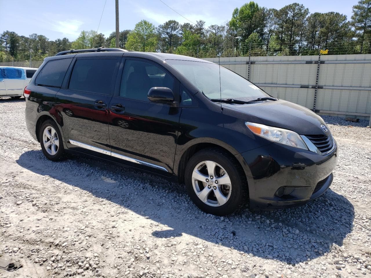 2013 Toyota Sienna Le - foto 4
