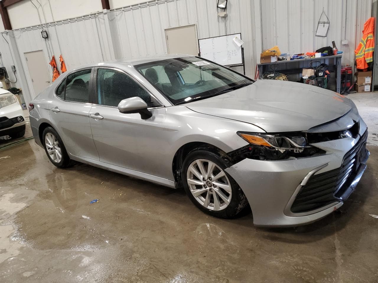 2021 Toyota Camry Le - foto 4