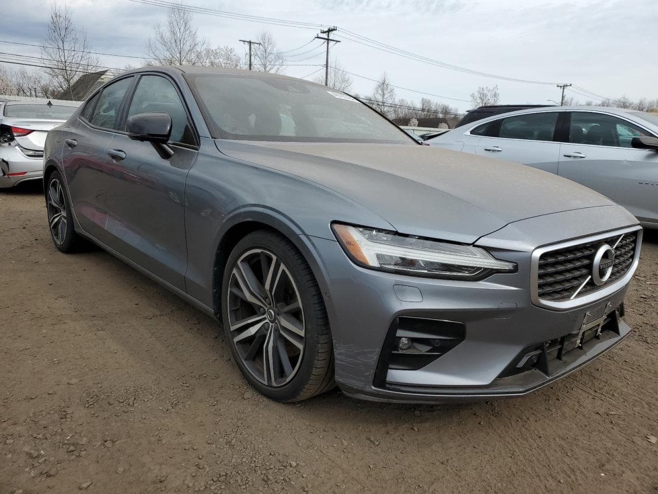 2019 Volvo S60 T6 R-Design - foto 4