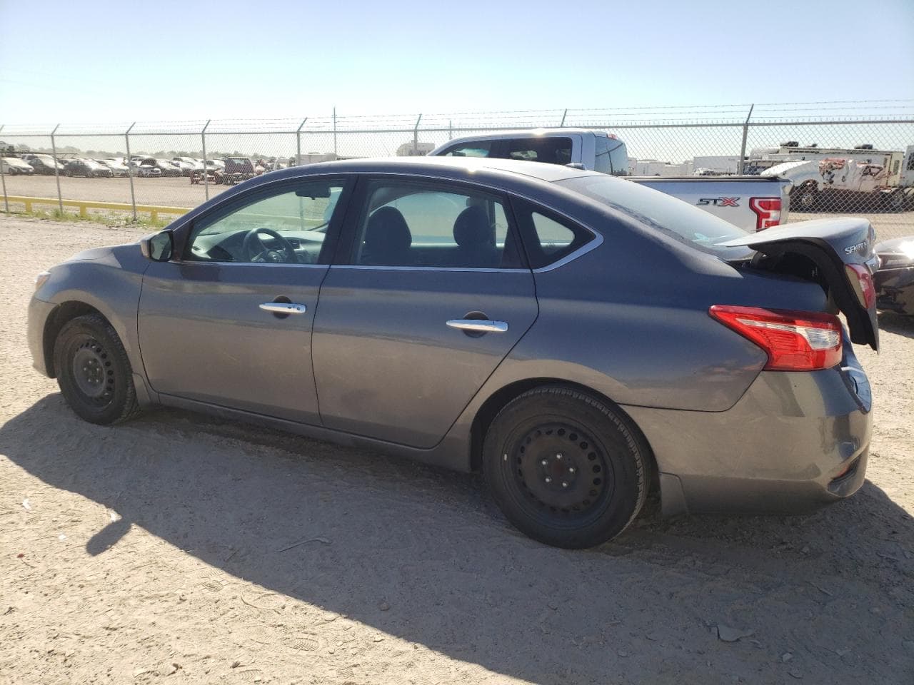 2017 Nissan Sentra Sv - foto 2
