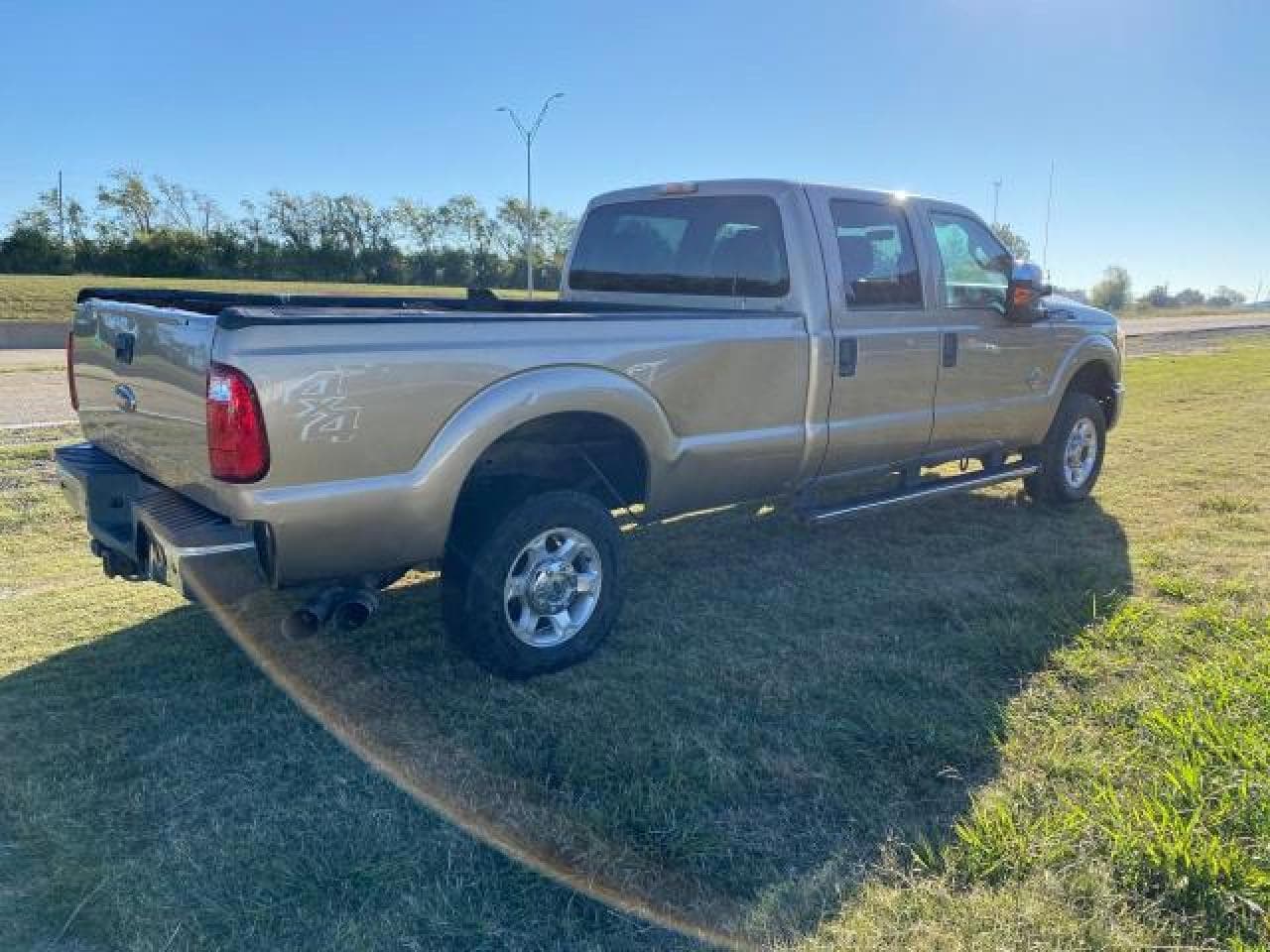 2011 Ford F350 Super Duty - foto 4