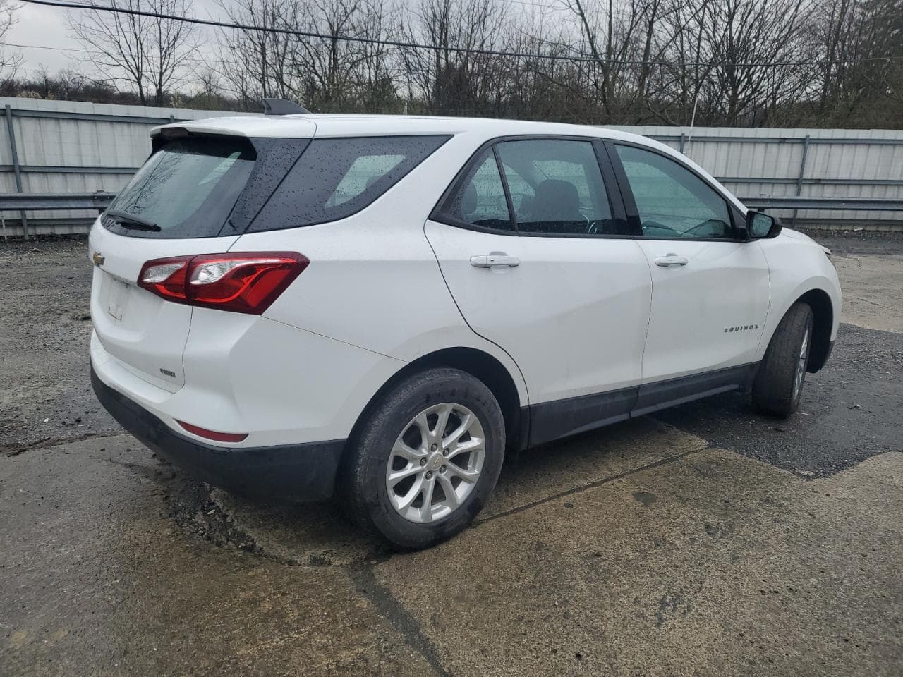 2019 Chevrolet Equinox Ls - foto 3