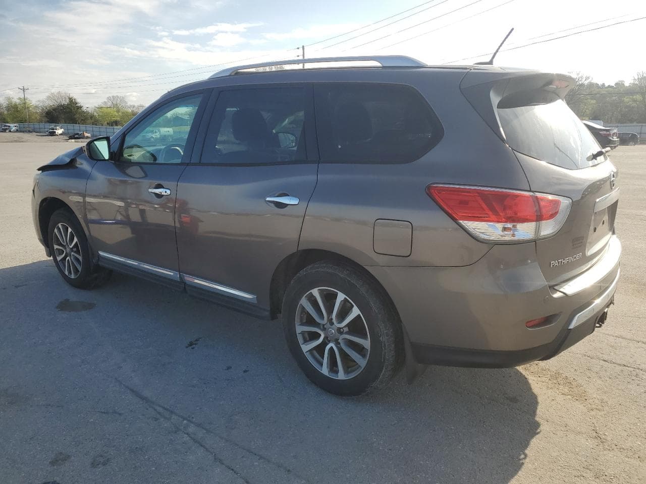 2013 Nissan Pathfinder S - foto 2