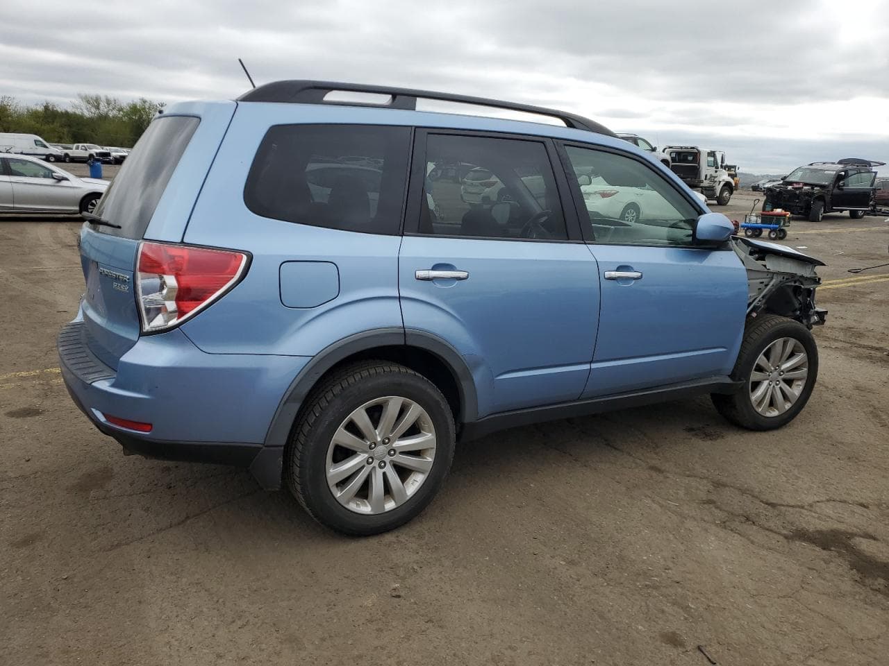 2011 Subaru Forester 2.5X Premium - foto 3