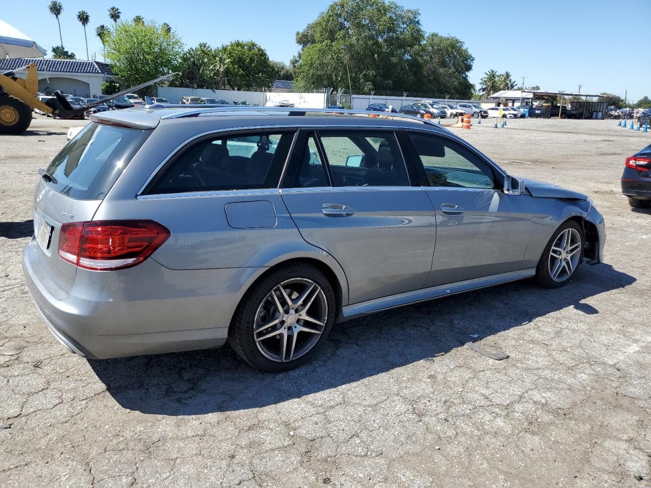 2015 Mercedes-Benz E 350 4Matic - foto 3