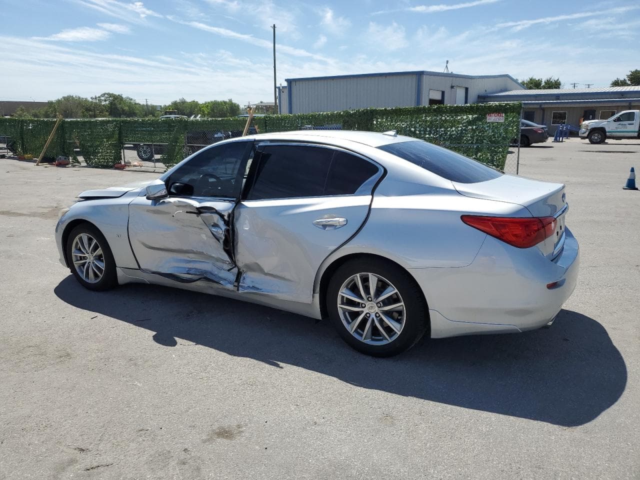 2014 Infiniti Q50 Base - foto 2