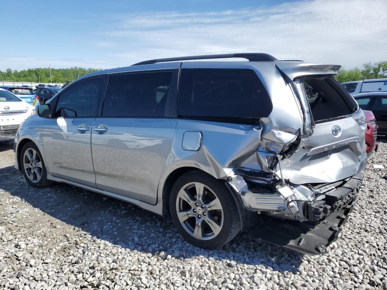 2017 Toyota Sienna Se Premium 8-Passenger - foto 2