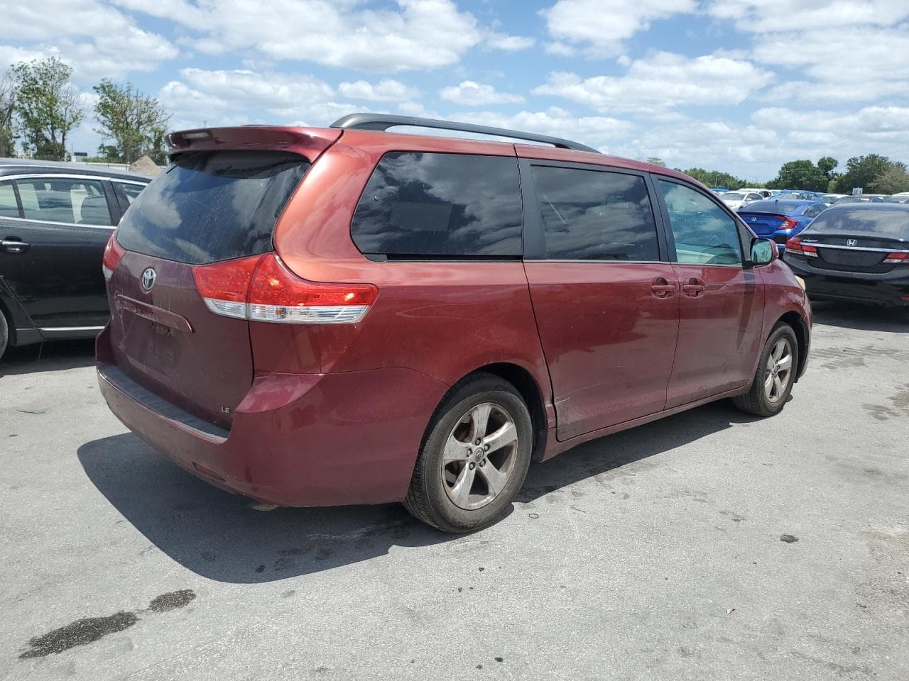 2013 Toyota Sienna Le - foto 3