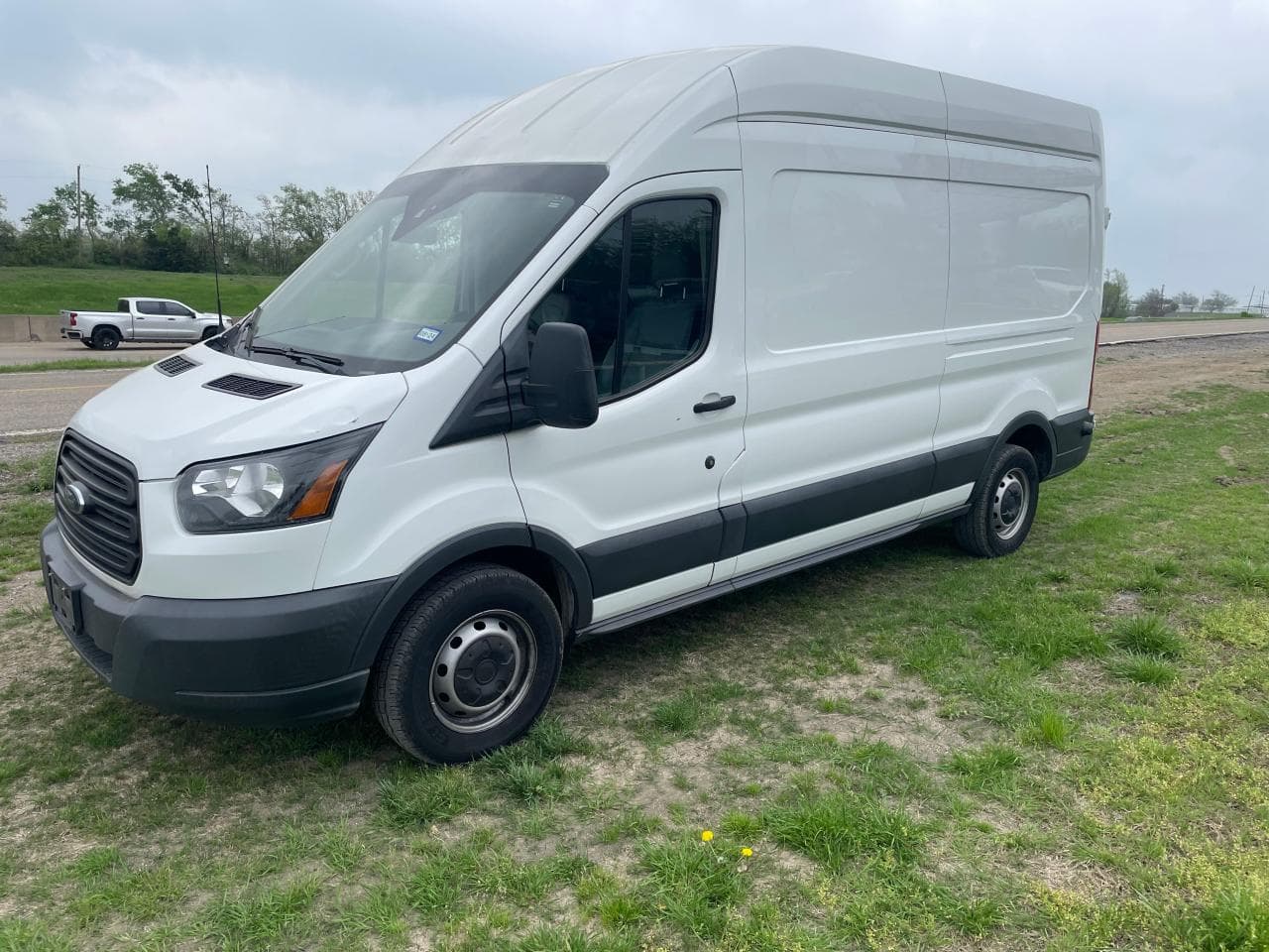 2018 Ford Transit-250 - foto 2