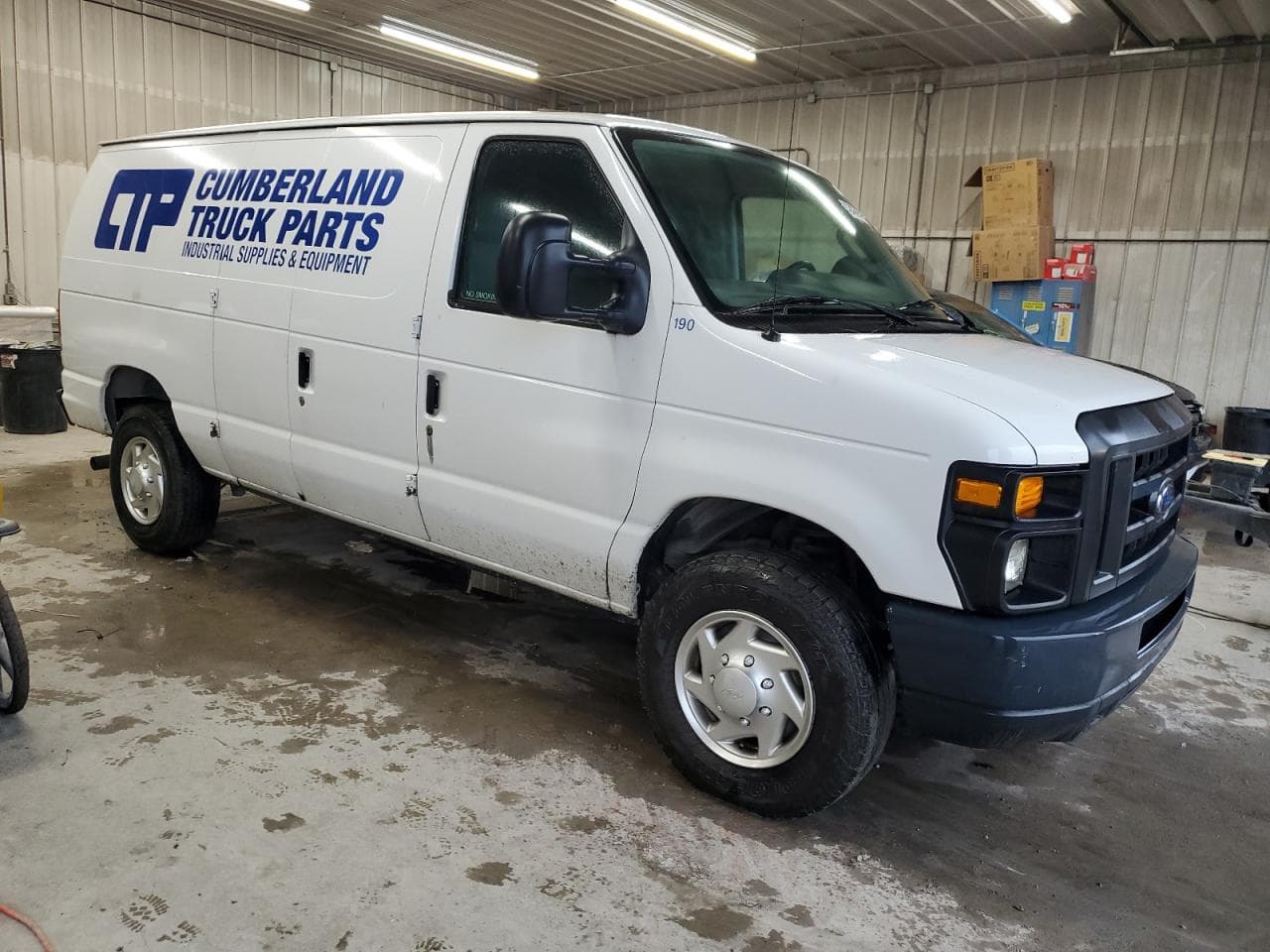 2012 Ford E-350 Super Duty Commercial - foto 4