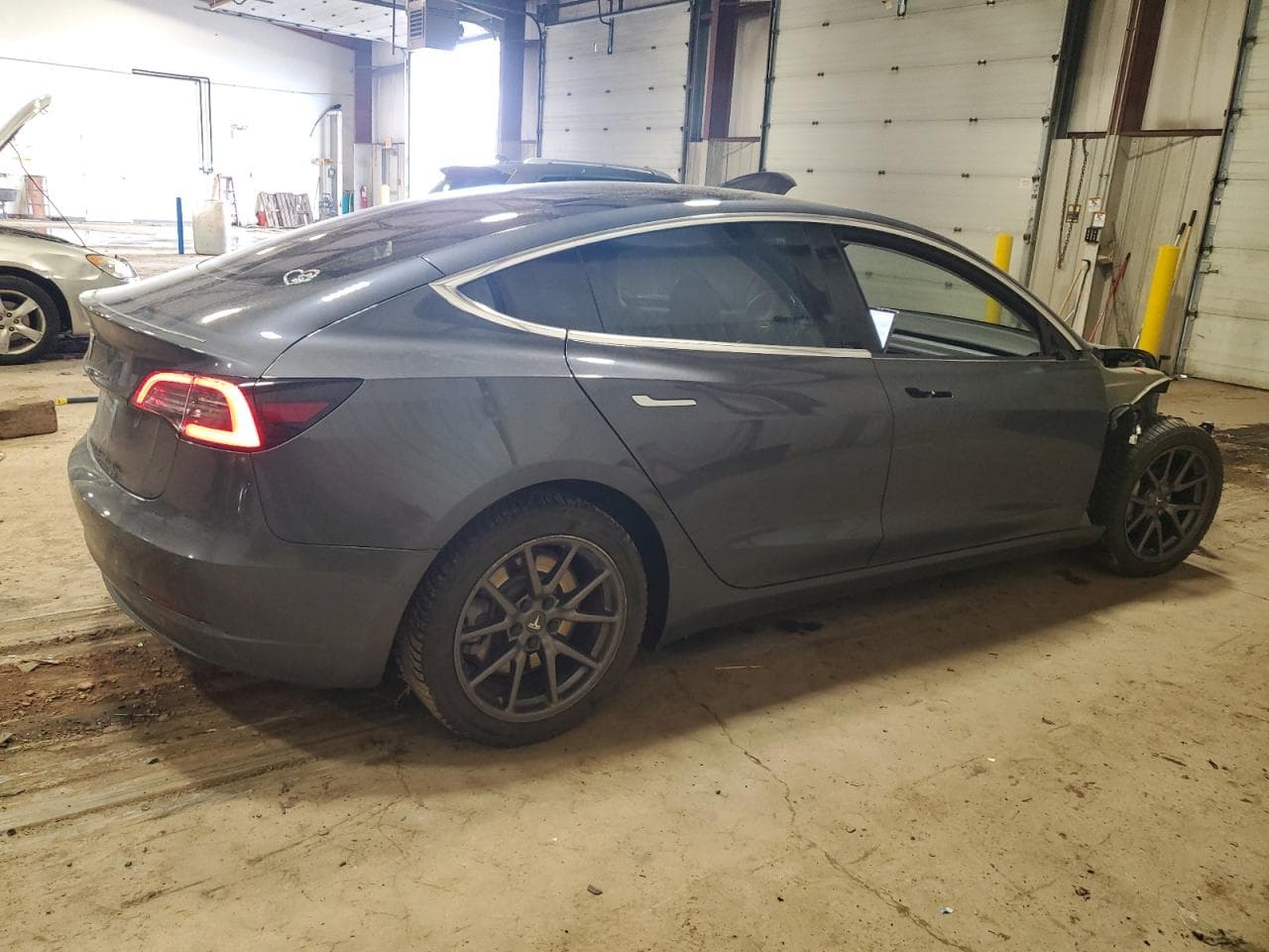 2018 Tesla Model 3 - foto 3