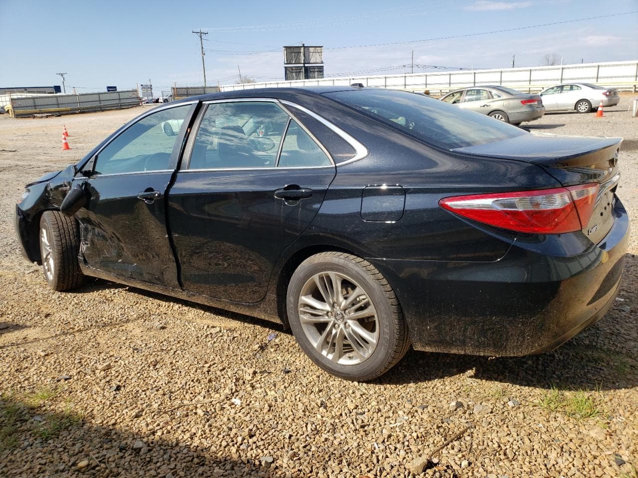 2016 Toyota Camry Hybrid Se - foto 2
