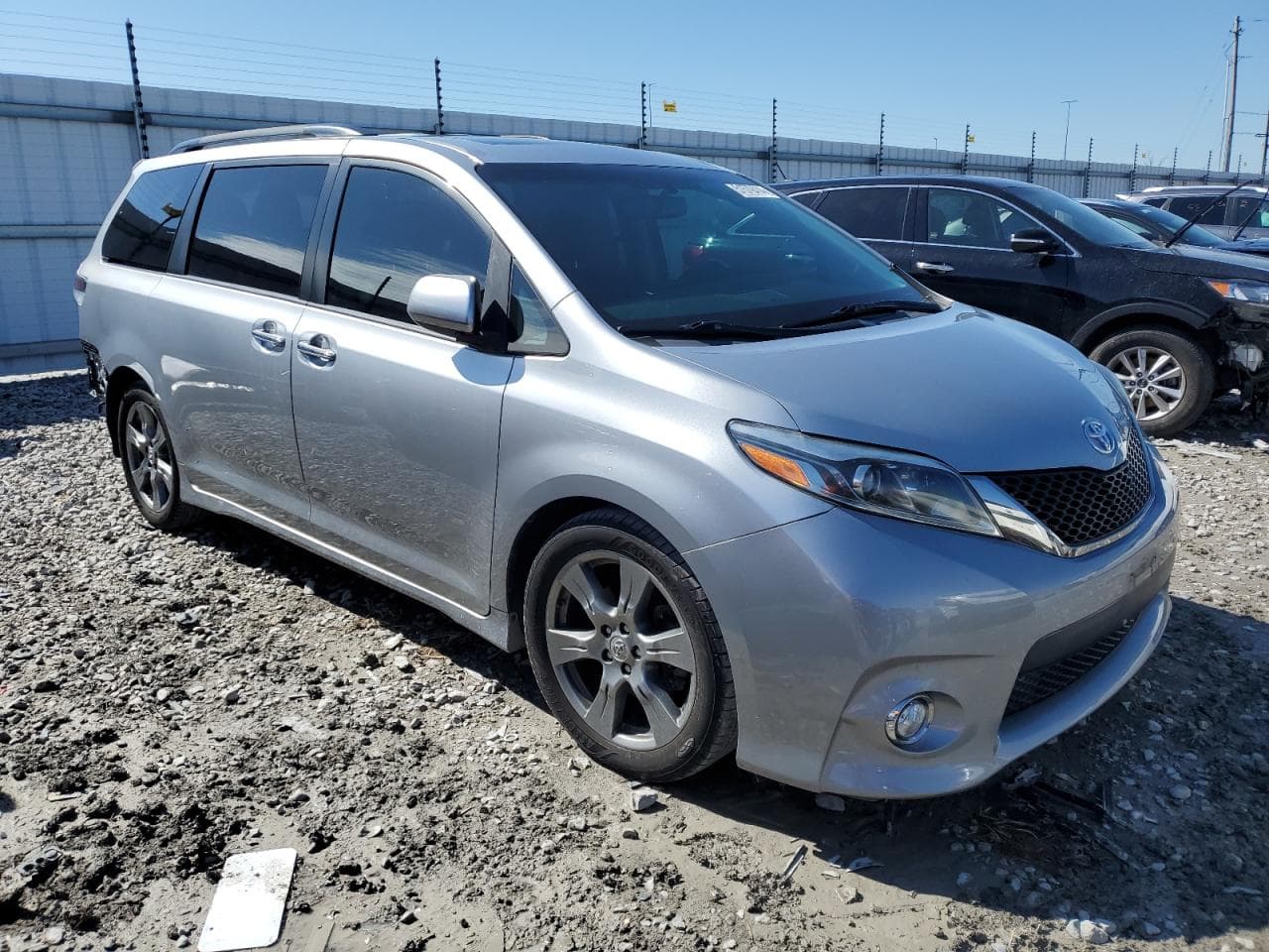 2017 Toyota Sienna Se Premium 8-Passenger - foto 4