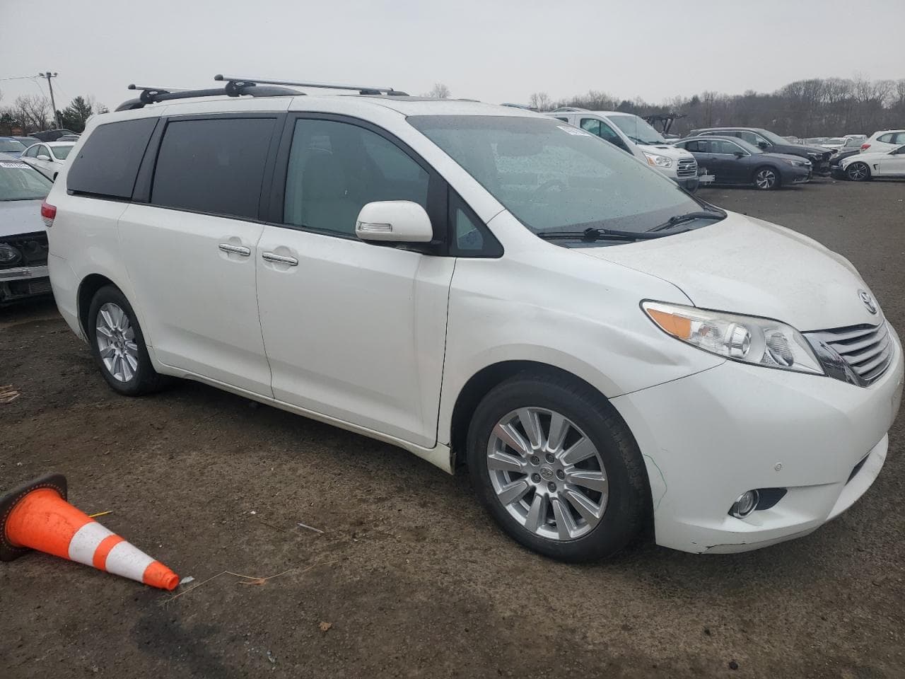 2013 Toyota Sienna Xle - foto 4