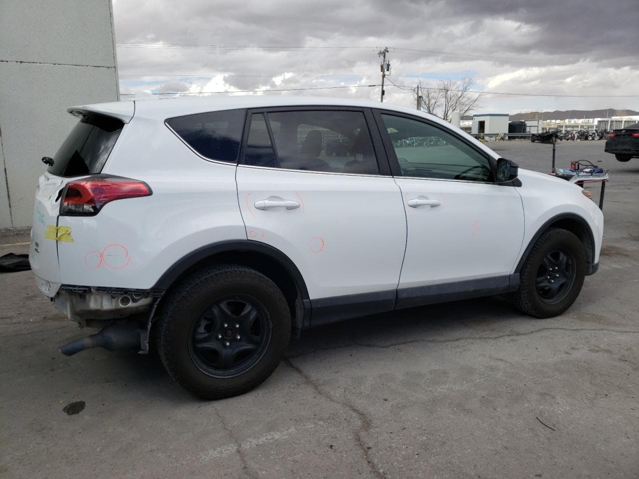 2018 Toyota Rav4 Le - foto 3