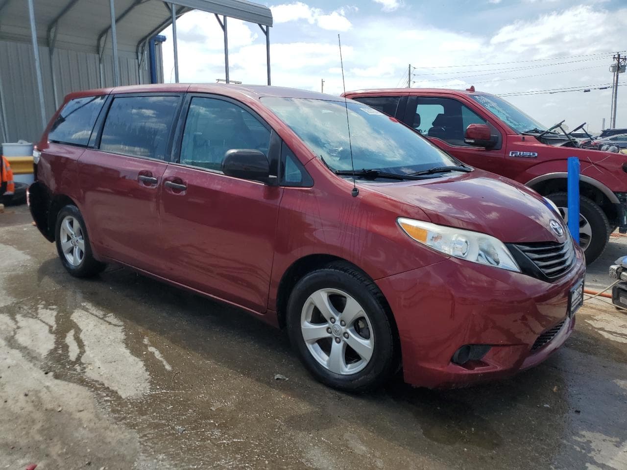 2013 Toyota Sienna - foto 4