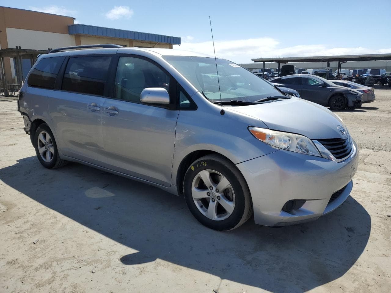 2013 Toyota Sienna Le - foto 4