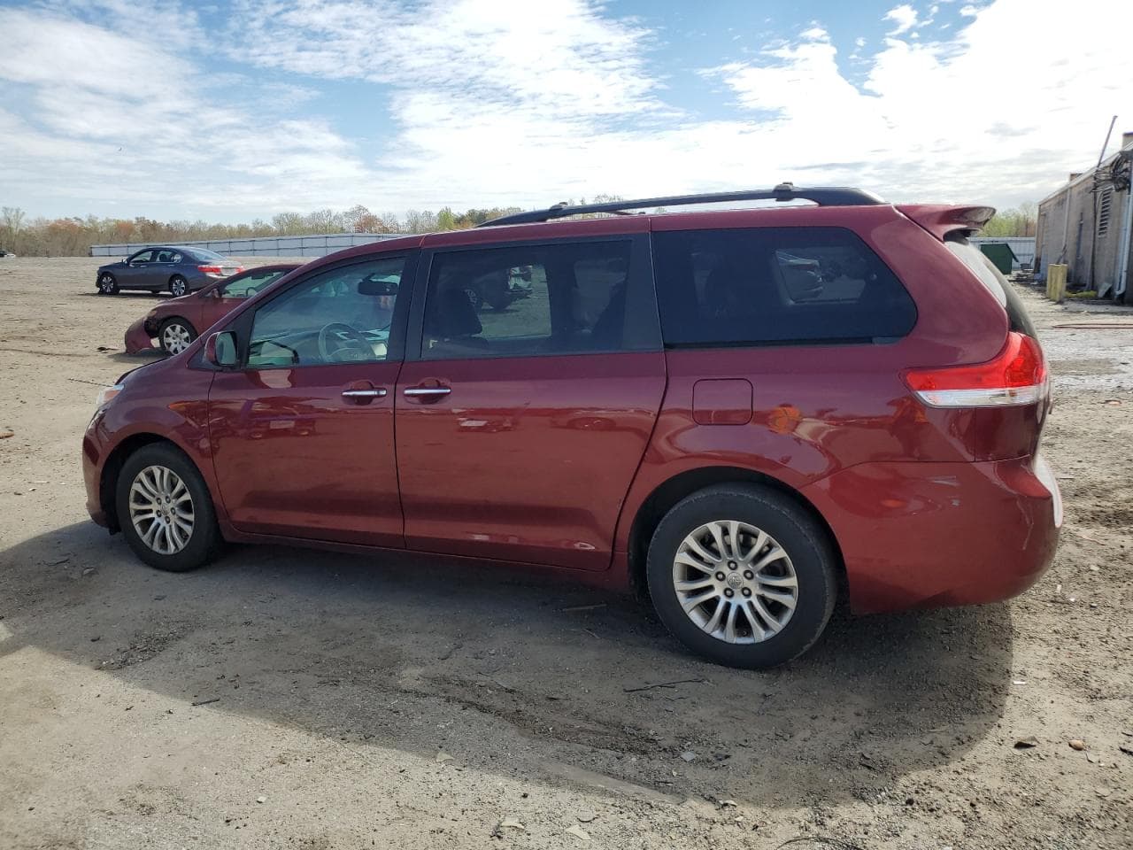 2013 Toyota Sienna Xle - foto 2