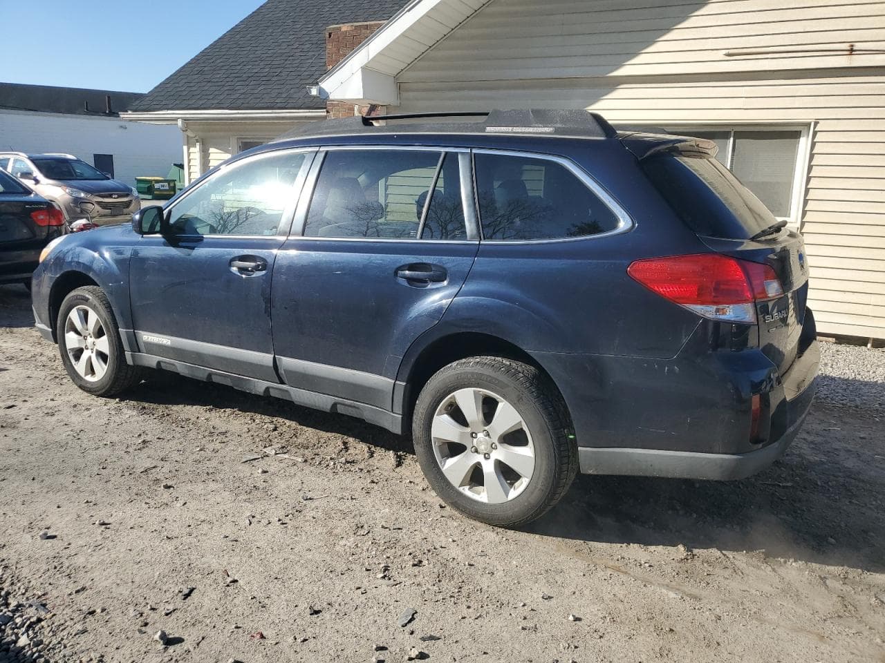 2012 Subaru Outback 2.5I Premium - foto 2